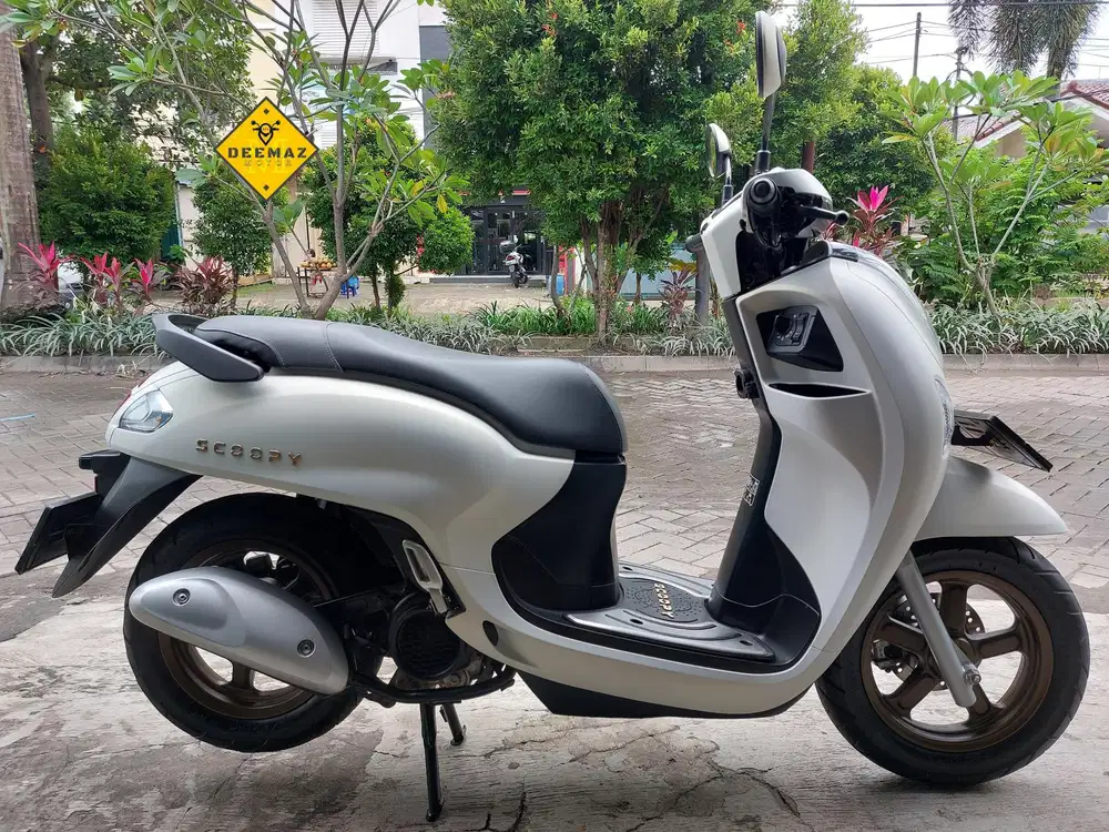 (DP 800 Rb)‼️ New Scoopy Prestige Keyless Putih Murah 2024