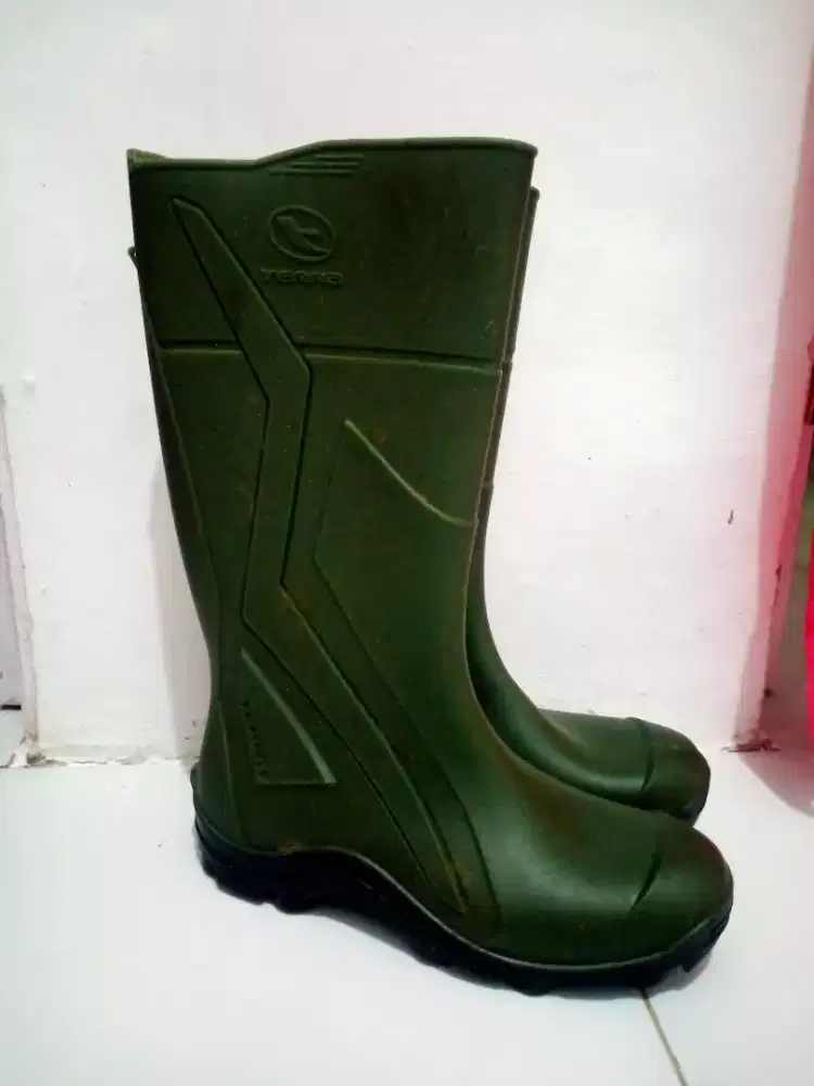 Sepatu Boots merek AP