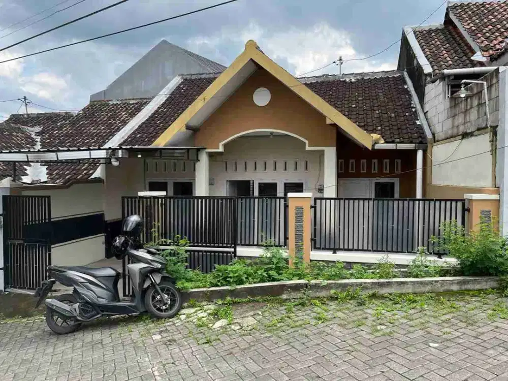 rumah dekat kampus UNS & Moewardi jebres Mojosongo solo