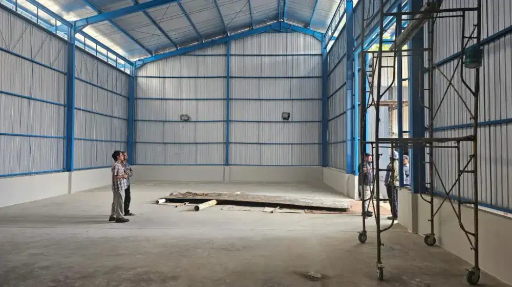 Disewakan Gudang Baru Siap Pakai di Narogong Masuk Akses Container