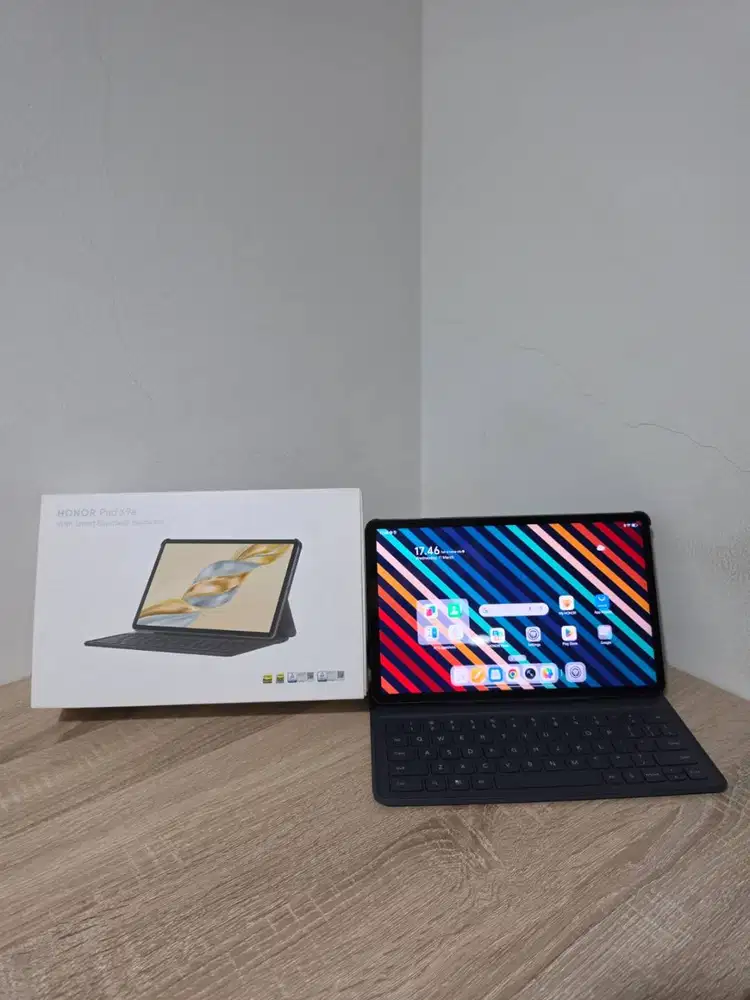 Honor Pad X9a 8/128 Resmi Fullset Like New + Keyboard 8GB 128GB