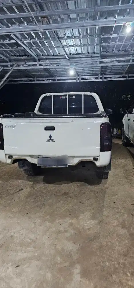 Di jual mobil kondisi gress mulus km rendah