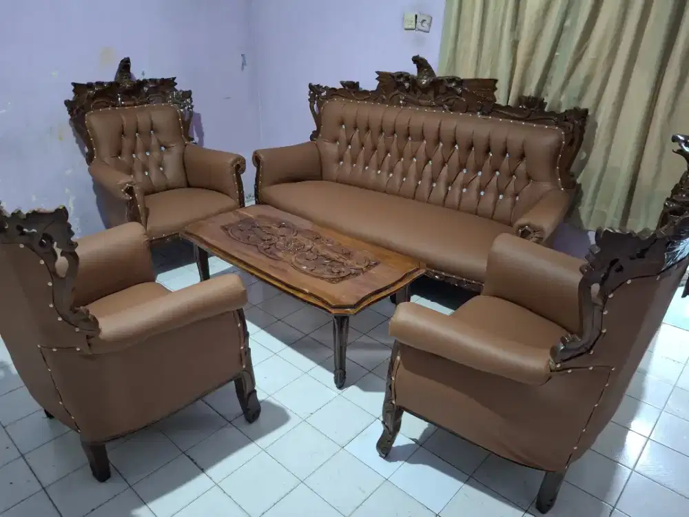 Kursi jati set garuda