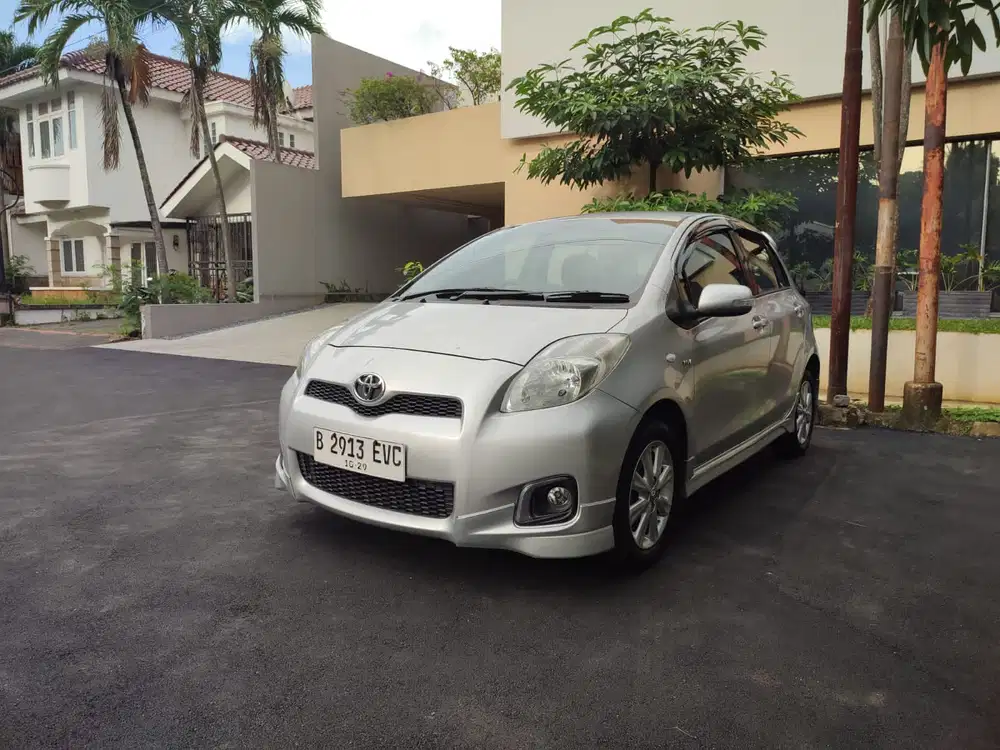 Toyota Yaris 2012 Bensin