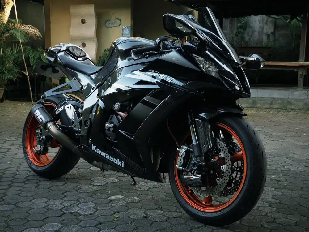 Kawasaki zx10r 2016 hitam