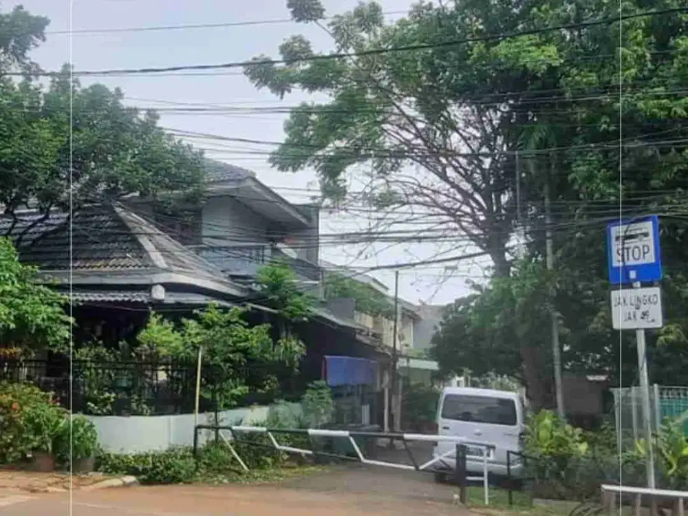 Rumah Hook Pondok Kelapa LT207 5KT SHM Dekat BKT Harga Nego