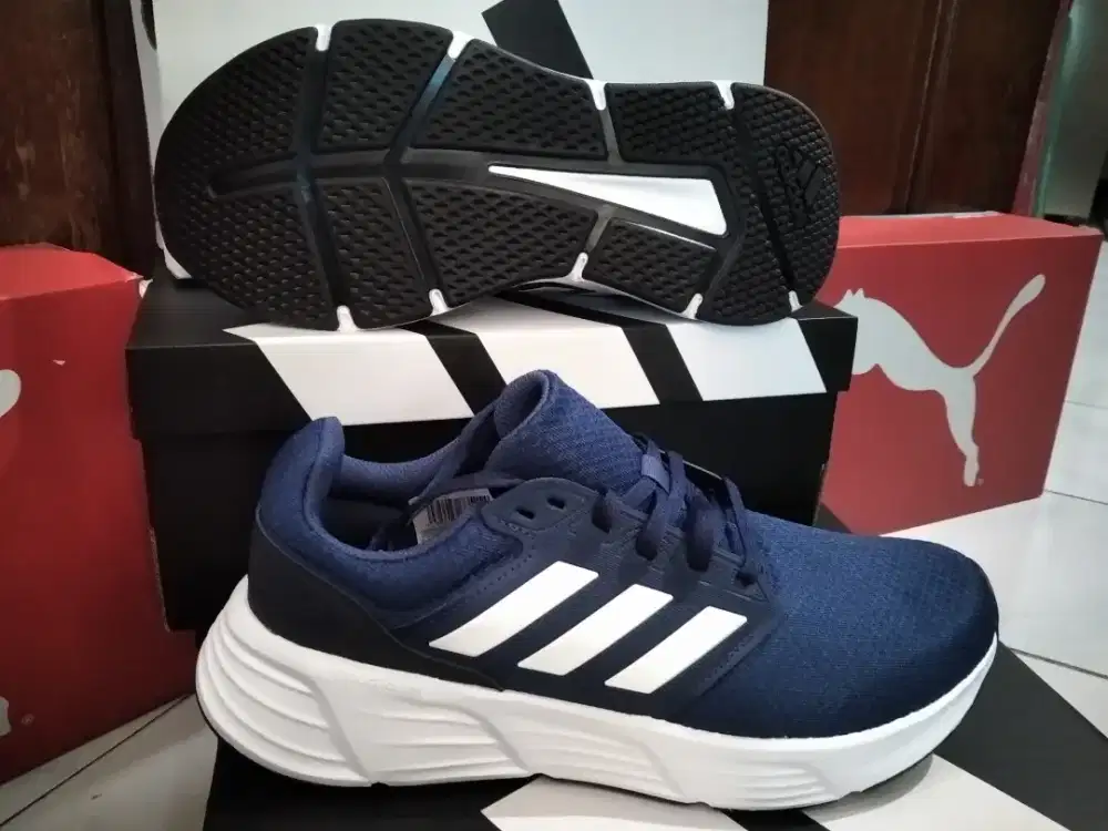 Sepatu Adidas galaxy 6 size 41 murah