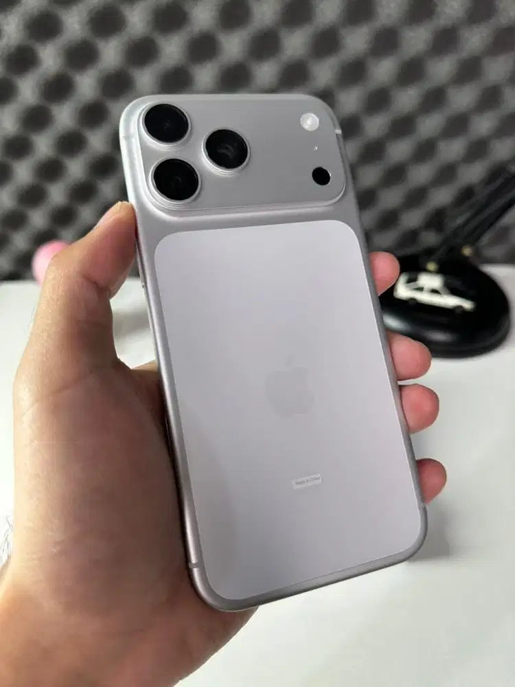 iPhone 17 Pro Max 1TB Silver iBox