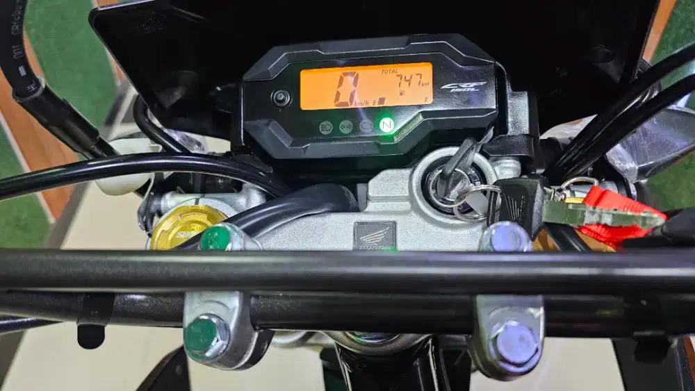 UD ENY MOTOR-HONDA CRF TAHUN 2025 LOW KM