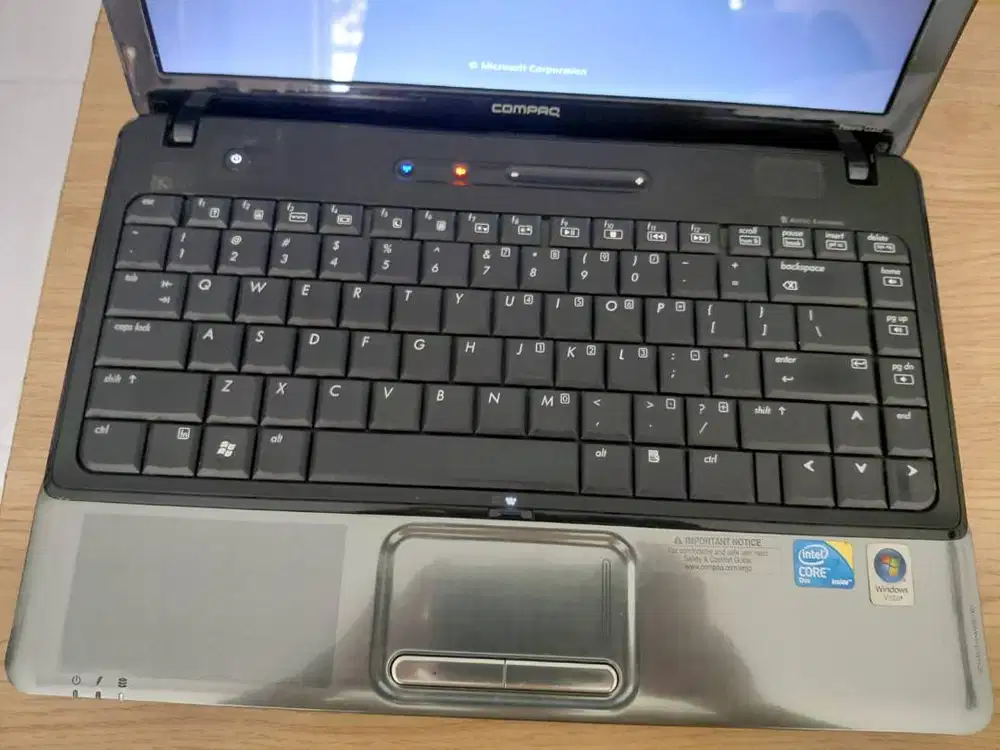 Laptop Compaq Presario CQ35 - 2010