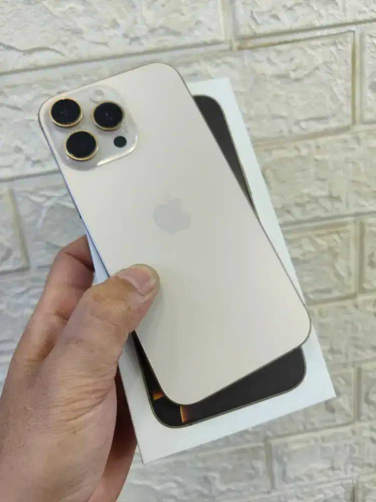 Iphone 16 pro max 256gb(lcd oem)