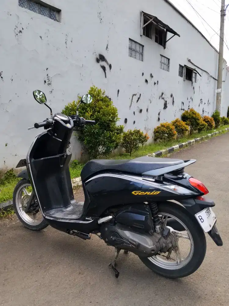 Honda Genio cbs iss 2019 grese