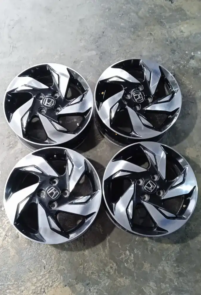 velg ring 15 mobilio