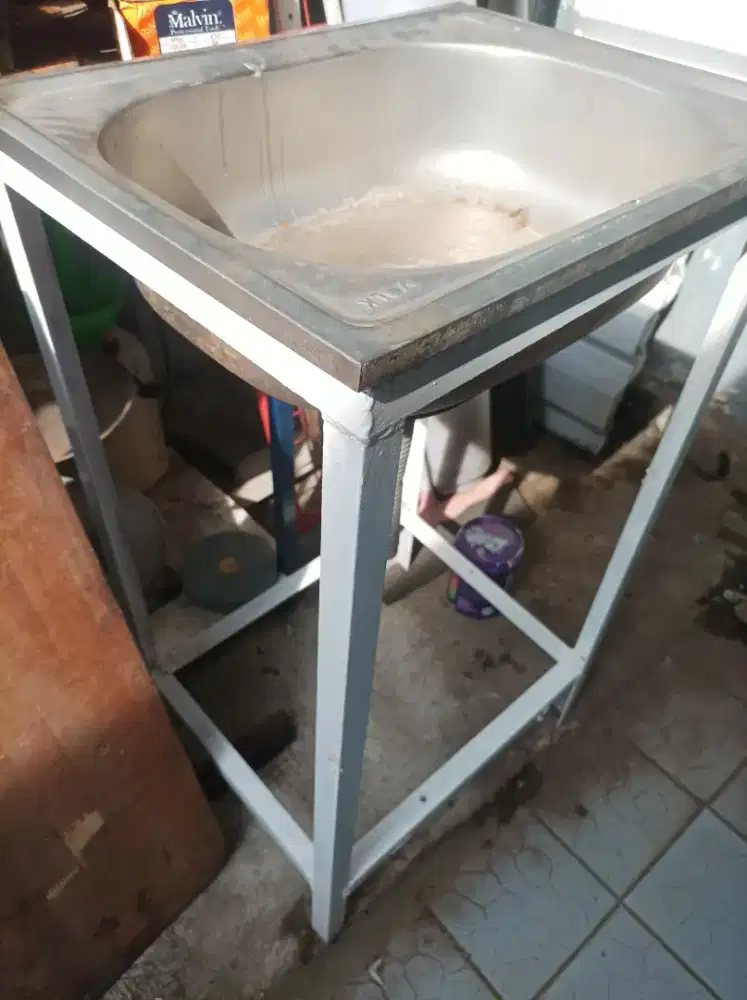 wastafel tempat cuci piring model rak