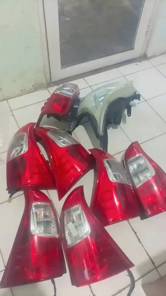 Headlamp stoplamp avanza copotan avanza transmover