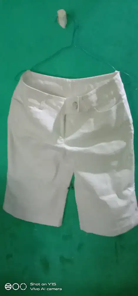 Celana putih selutut  size 29/ L