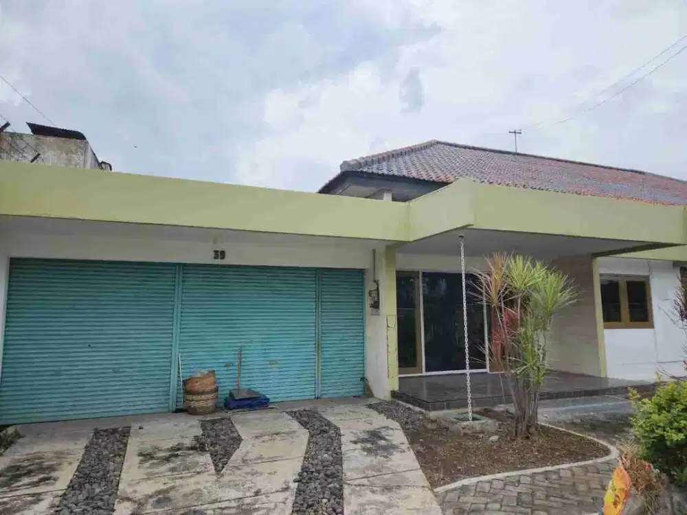 DIJUAL RUMAH ROW JAKAN KEMBAR KUPANG INDAH BISA UNTUK KANTOR