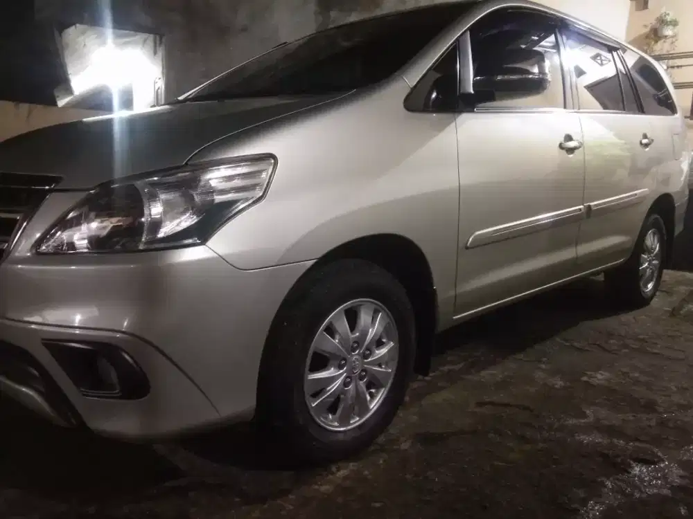 Kijang Innova 2014 manual,  pribadi