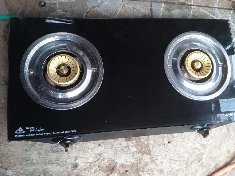 Kompor gas 2tungku  sanke