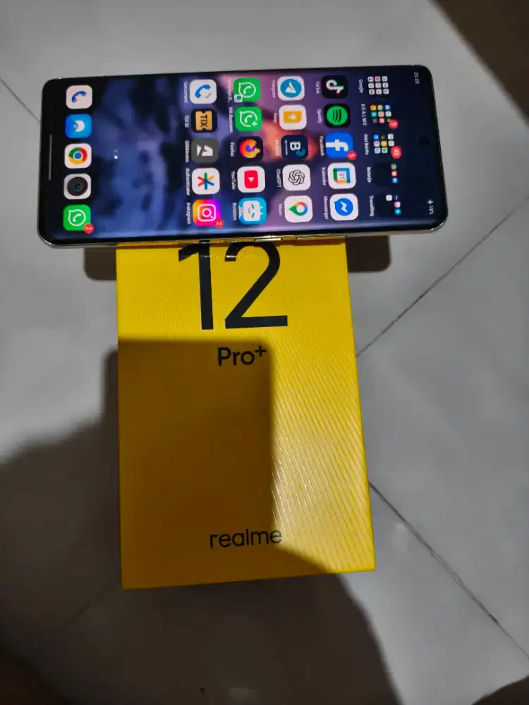 Realme 12 Pro+ 5G 8/256