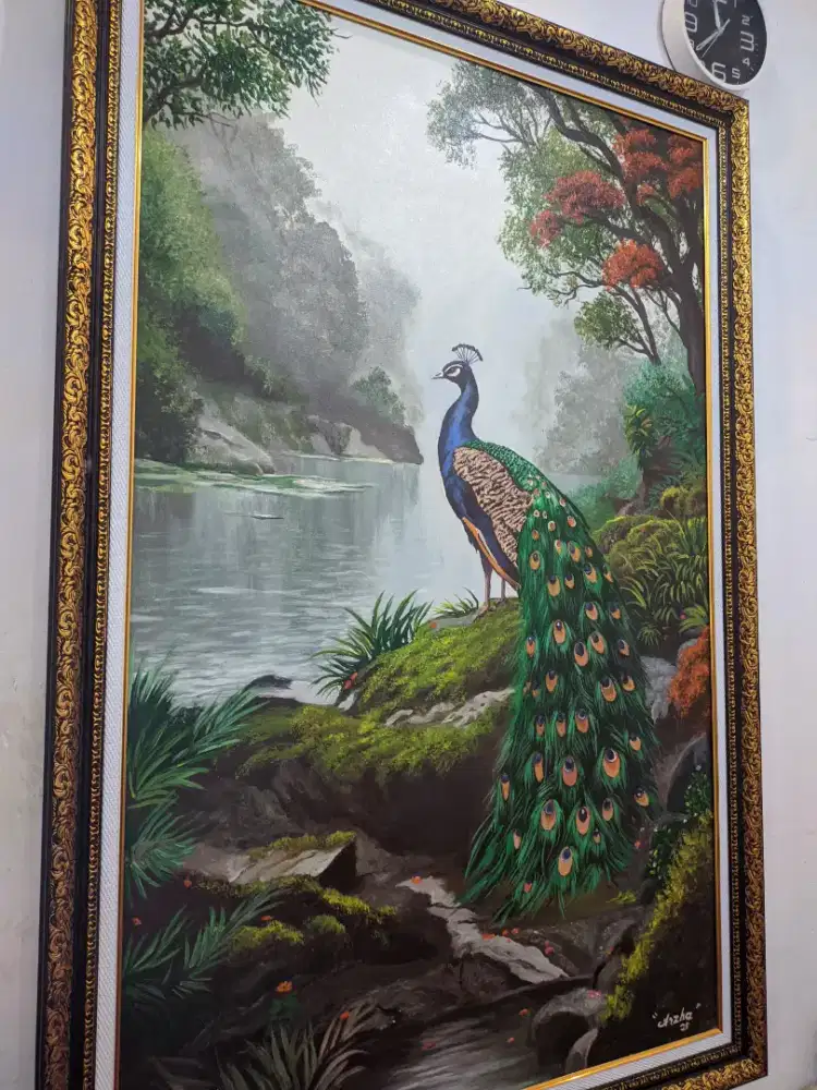 Lukisan burung merak ukuran 150×100 cm karya seniman lokal