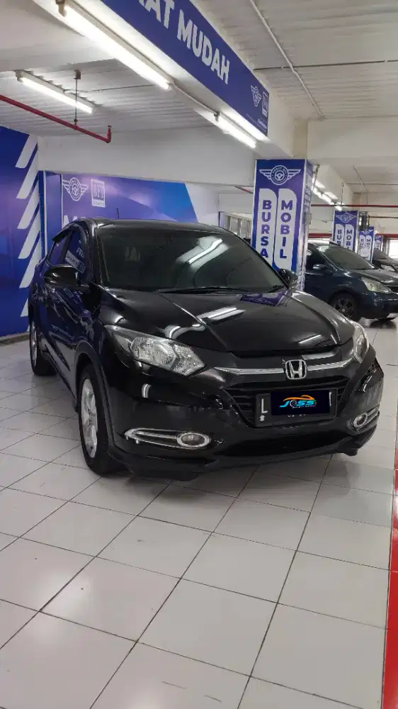 Honda HRV 2017 1.5 E MATIC DP 10JT KREDIT