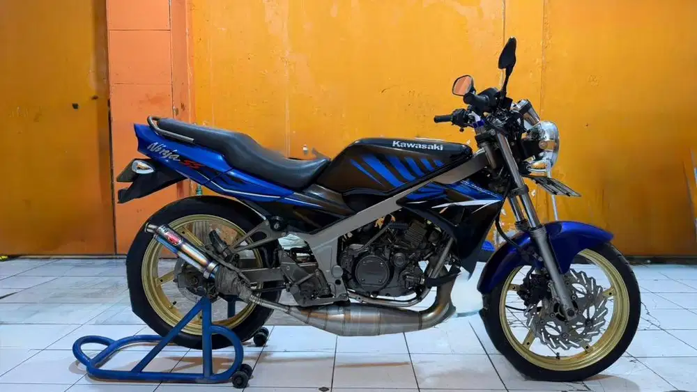 Kawasaki Ninja Kis Up Ss Zebra