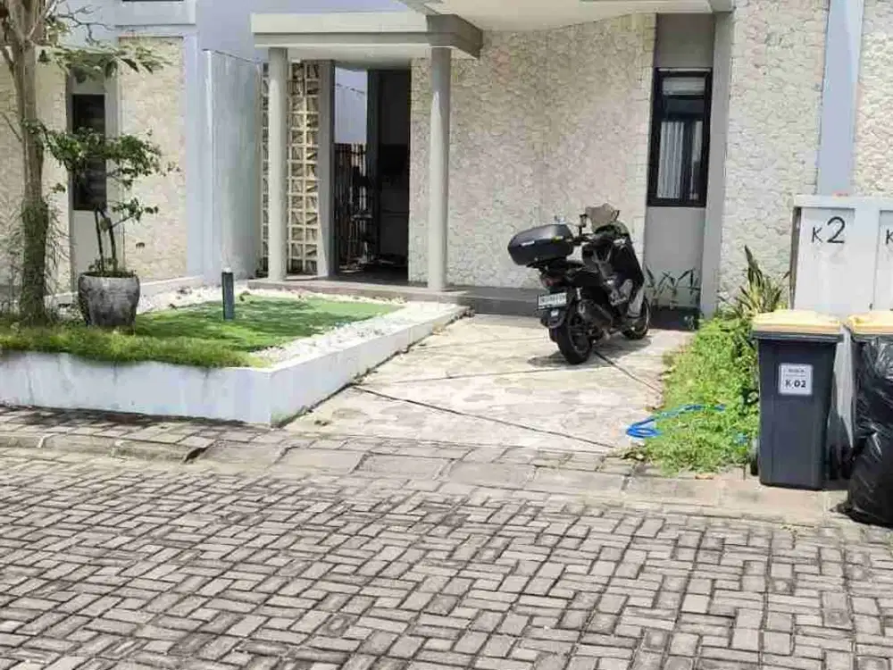 Rumah 2 lantai fully furnished one gate dalam komplek elit Jimbaran