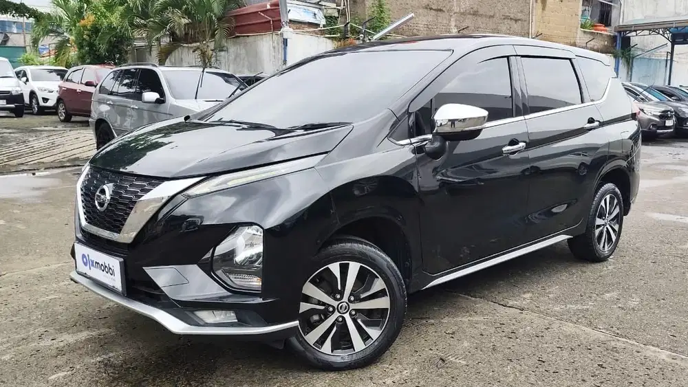Pajak Panjang - Nissan Livina 1.5 VL Bensin-AT 2023