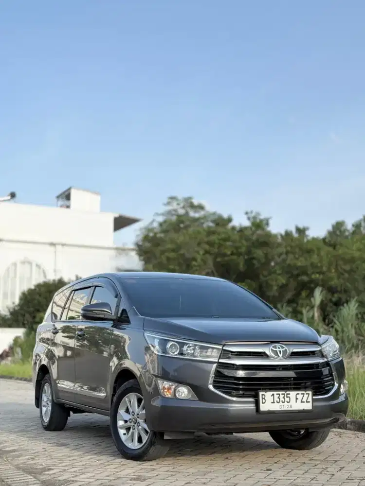 Di jual innova V 2.0 metic 2018