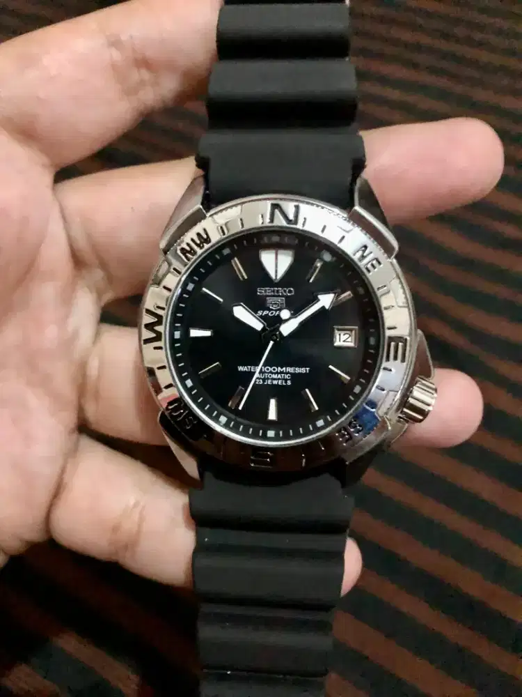 DIJUAL SEIKO 5 SPORTS AUTOMATIC – FULLSET BOX