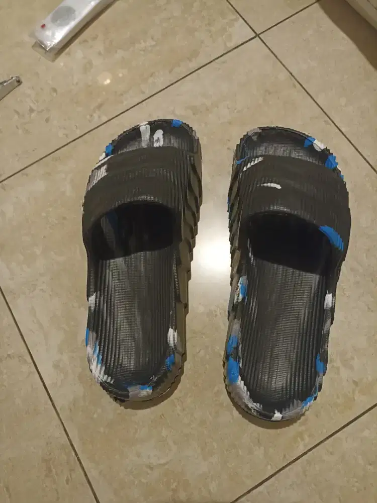 Sandal vanchnee baru