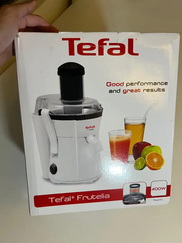 Tefal Juicer
Fruitelia
ZE 370
