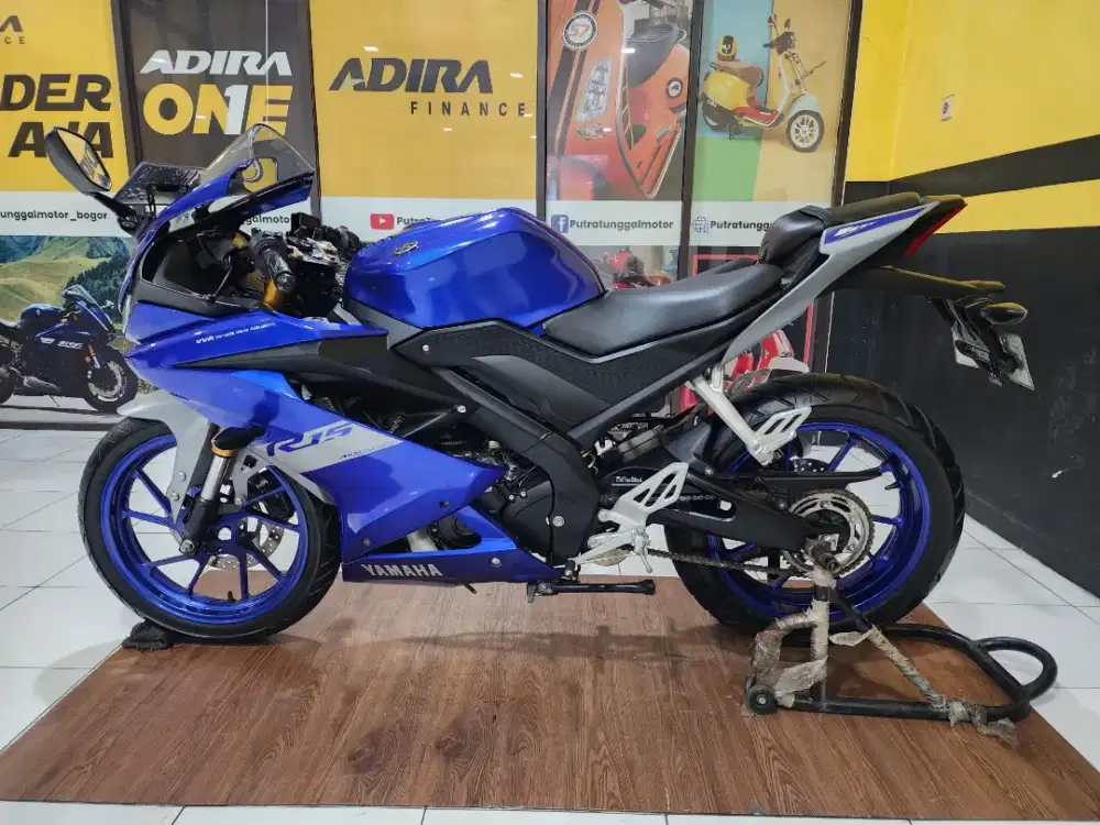 All new R 15 vva 2017