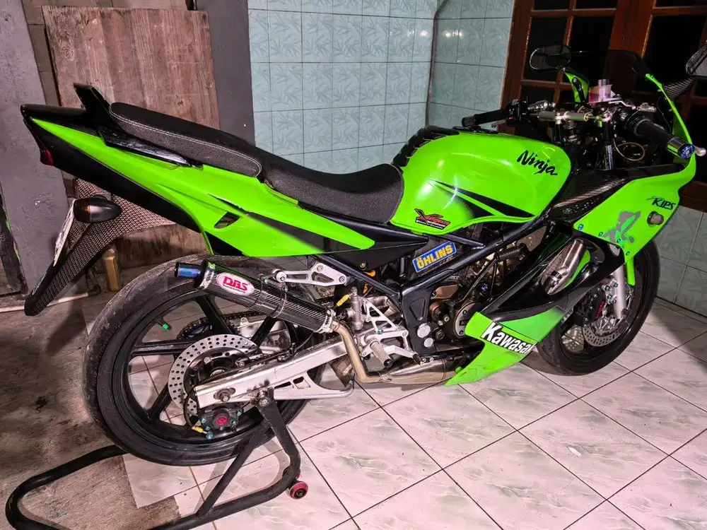Kawaski Ninja RR 2011Gen4