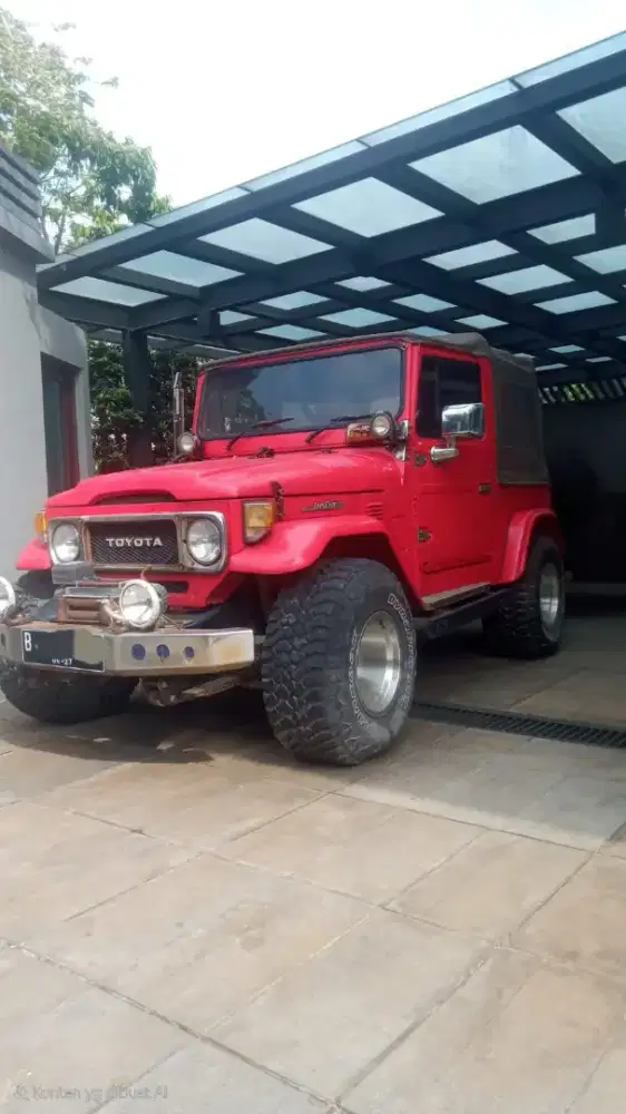 Toyota FJ40 Vinil Top 1980