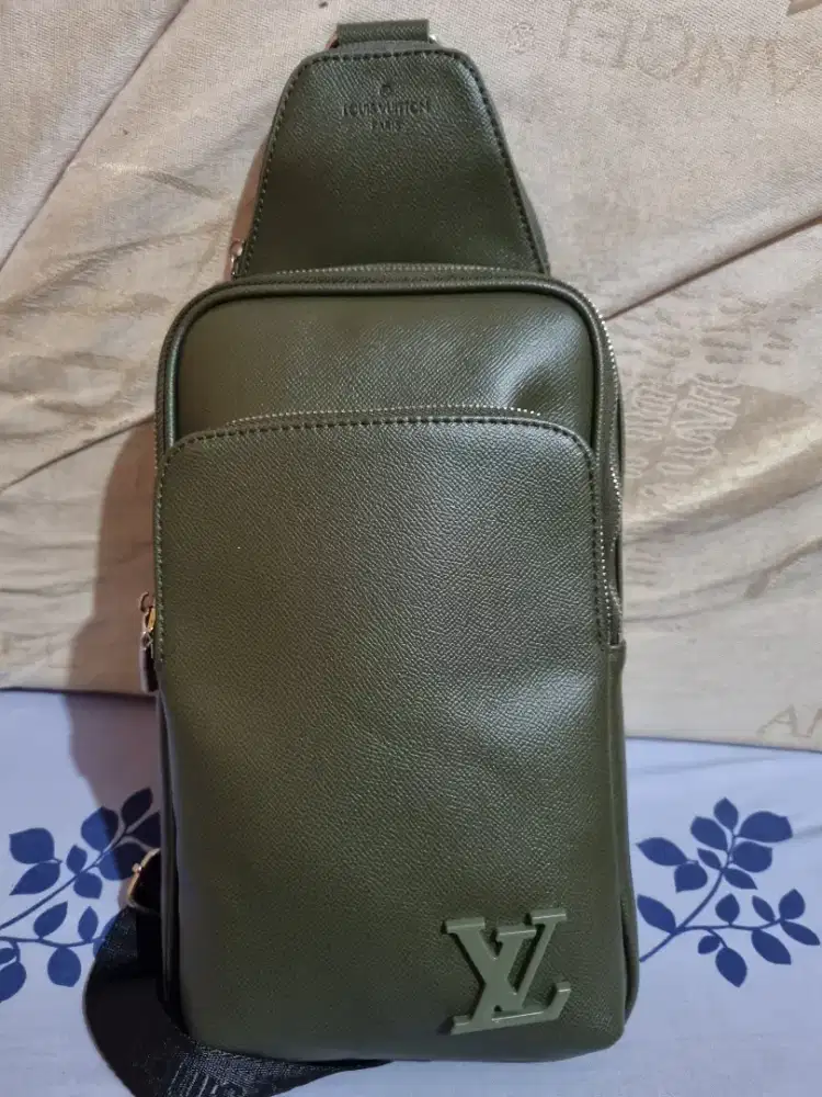 Tas LV Sling Bag Hijau