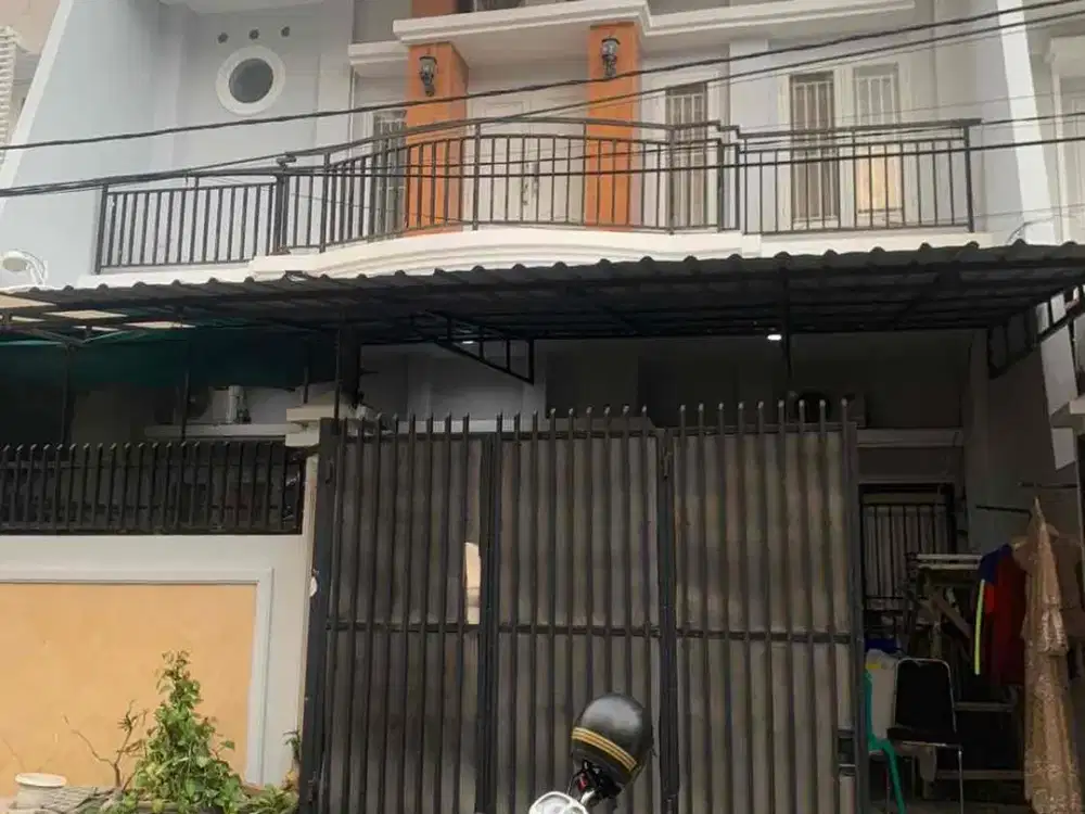 dijual cepat rumah mewah dua lantai di kompleks lily panakukang dekat mall panakukkang