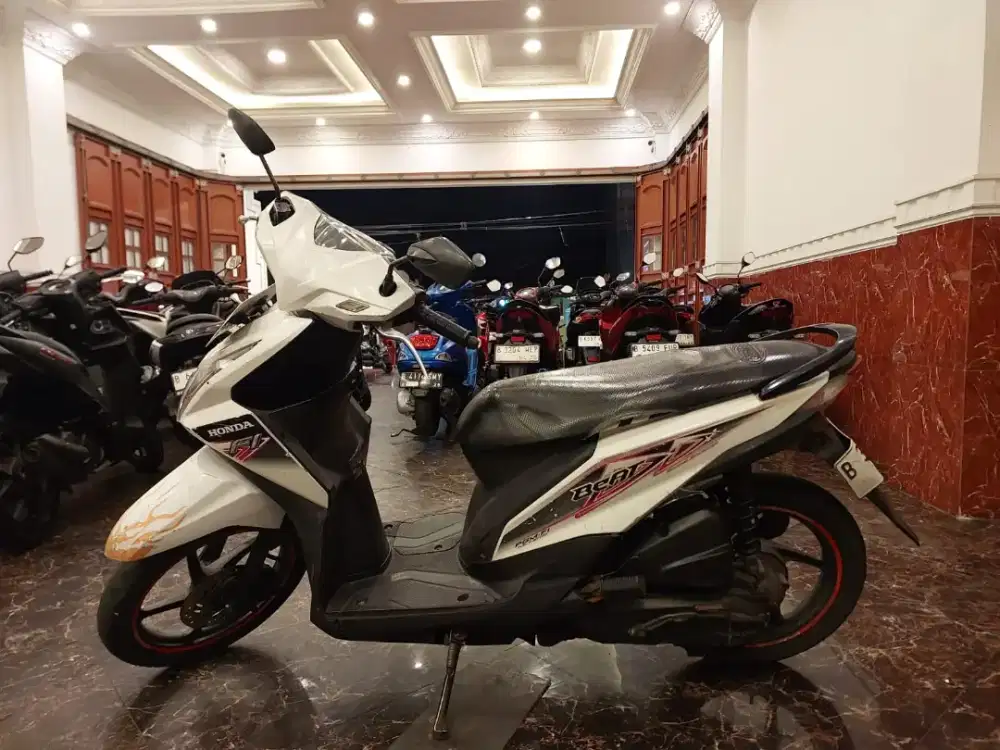 HUB CE KOM JUAL CEPAT BEAT 2013 PAJAK HIDUP MESIN HALUS SIAP PAKAI