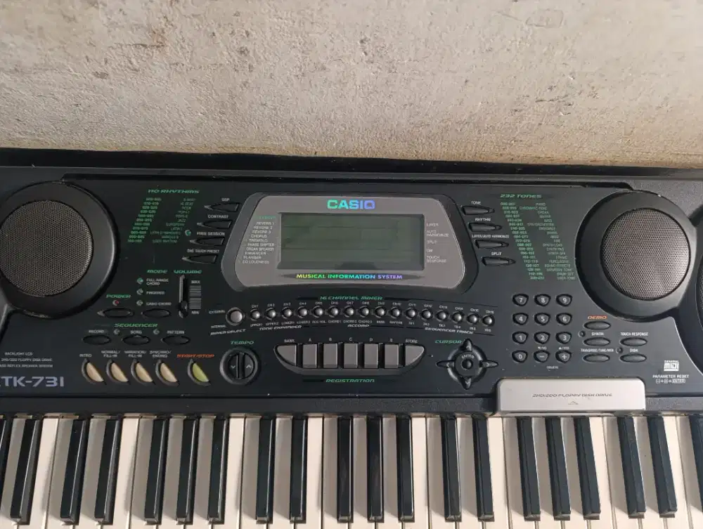 Keyboard merk Casio CTk 731