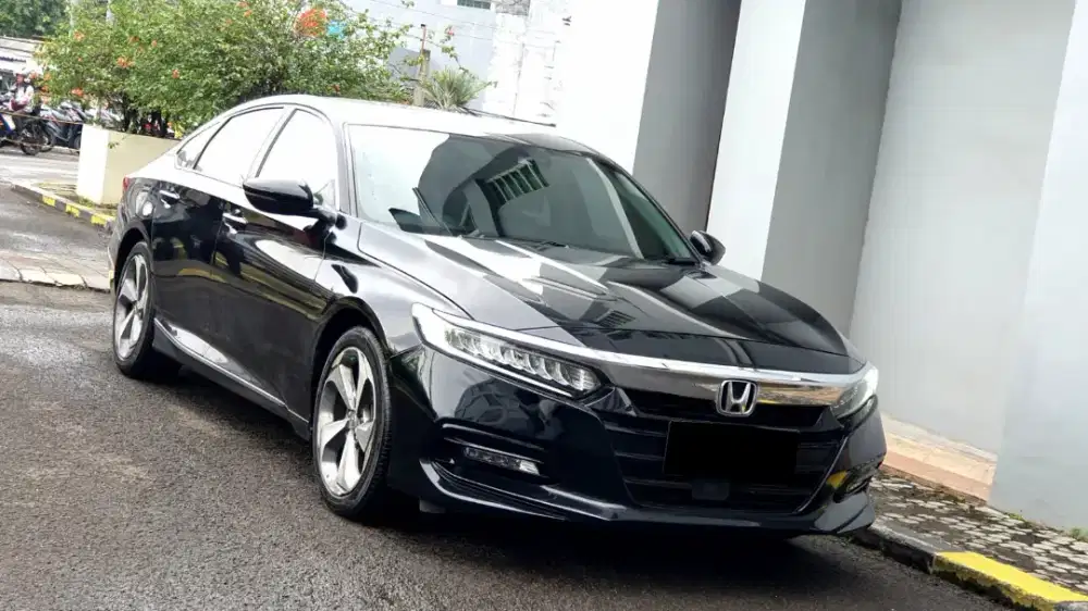 [ LOW KM ] Honda Accord 1.5 VTEC Turbo CVT AT Hitam 2020/2021