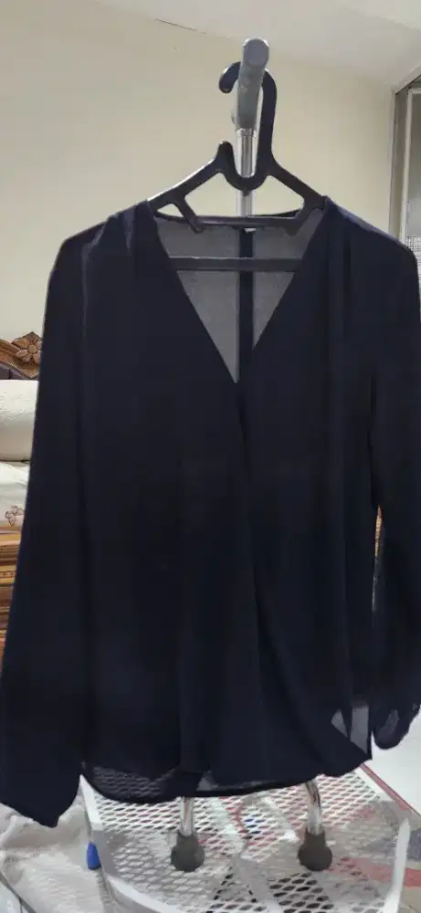 Blus biru merk executive