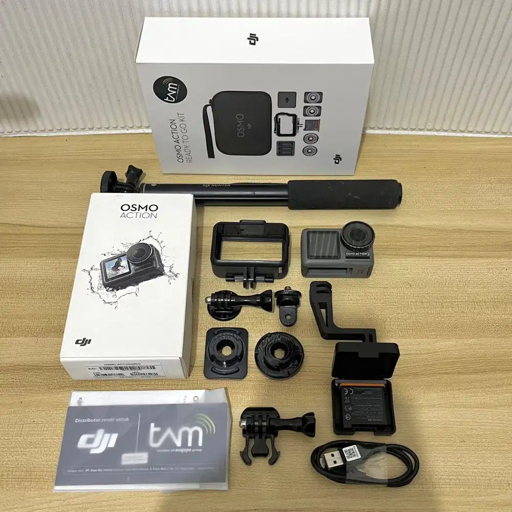 Dji osmo action 1 fullset like new + dji ready to go kit new