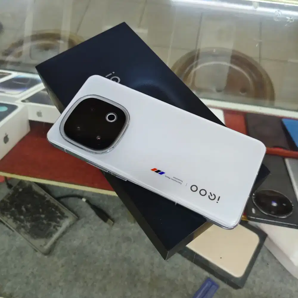 iqoo 13 5g 12/256Gb Garansi on