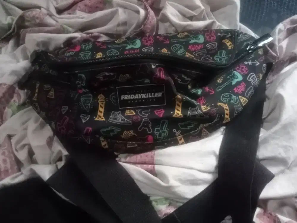Tas sling bag/slempang Fridaykiller Pria/Wanita