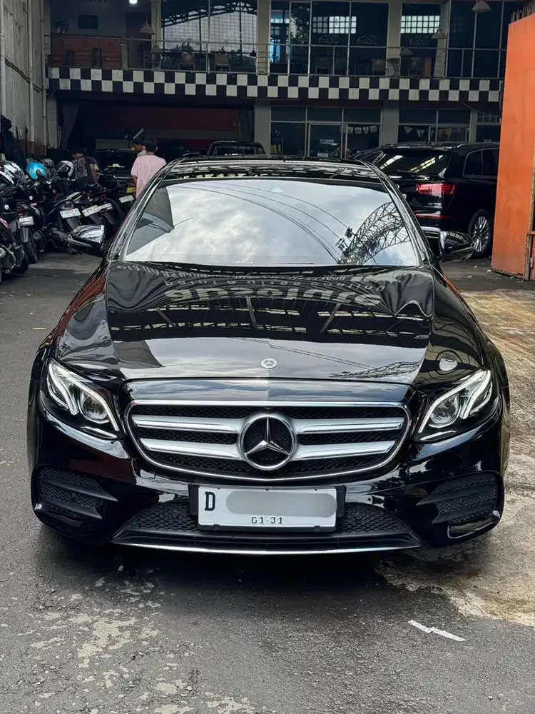 Mercedes Benz E350 AMG 2019