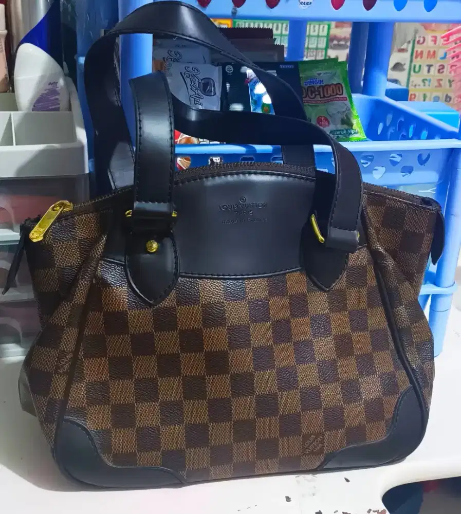 Tas wanita  Luis Vilton