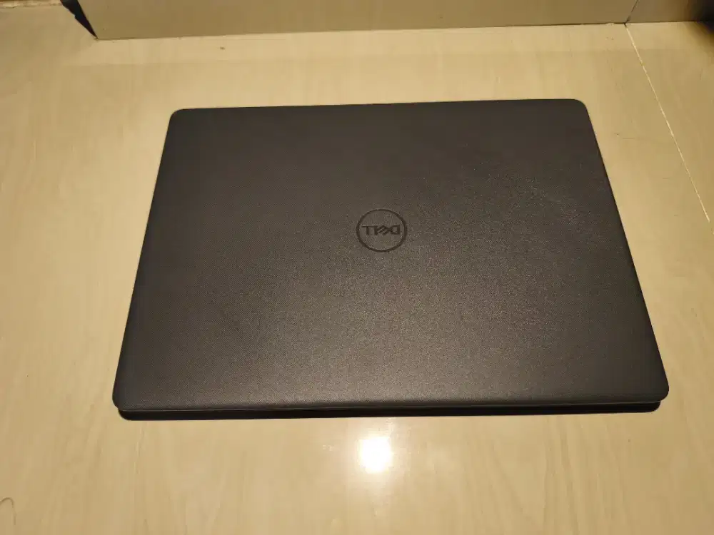 Laptop Dell 3401processor core i3-1005G1 gen 10