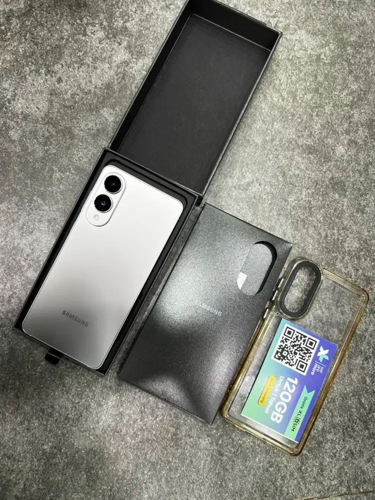 Samsung S25 edge 12/256 garansi in s/d bln 10/2026 like new