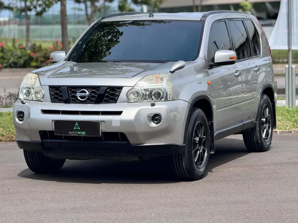 Nissan X-Trail 2010 Bensin